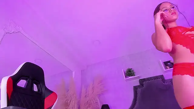 Chat XXX ao vivo de CarolineFyre