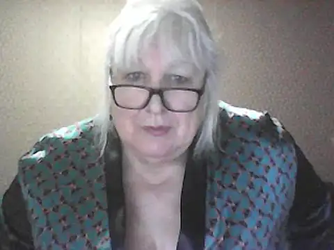 Alexia64231's Webcam Show