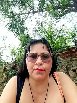 Chat XXX en directo de Dirty-Momm-Divorced-Hot