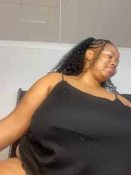 LunaCovenn Webcam show