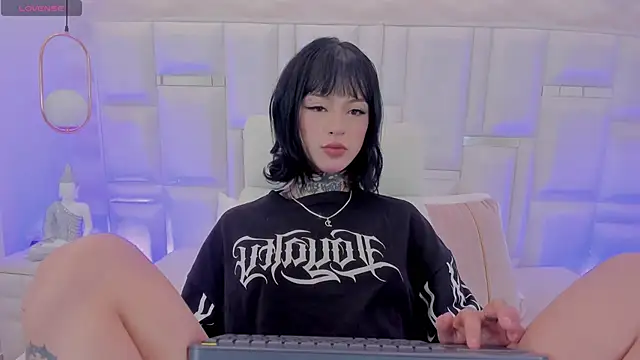 Chatroom XXX en direct de doll__bella