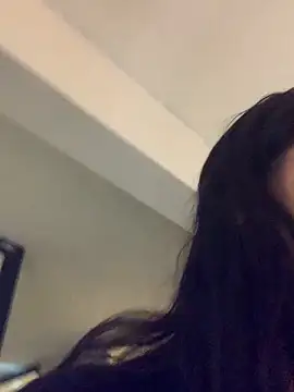 Chat +18 de KarelyMitchel ao vivo