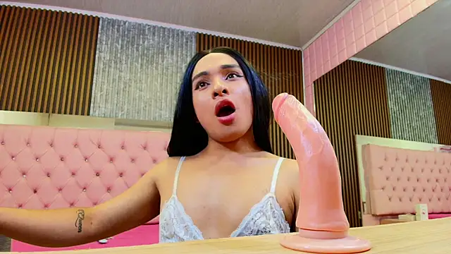 LUCIANA_FOX_TS: вебкам-шоу