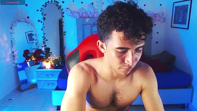 Caius_fox Webcam show