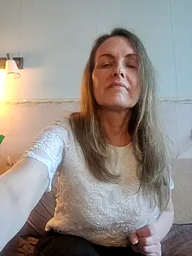 Evelina_cute Live XXX-Chat