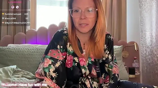 แชท XXX สดของ MelodyRoseUk