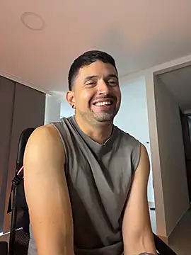 TroyeSavage Webcamshow