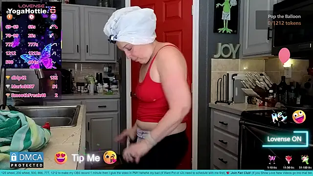 แชท XXX สดของ YogaHottie76