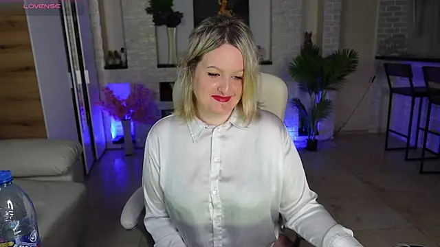 แชท XXX สดของ MariemLui