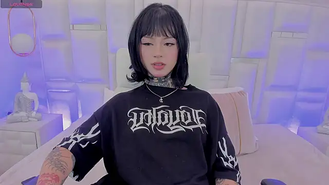 doll__bella Adlı Modelin Canlı XXX Sohbeti