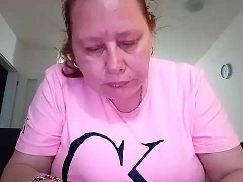 Czat XXX na żywo – Jahudka47