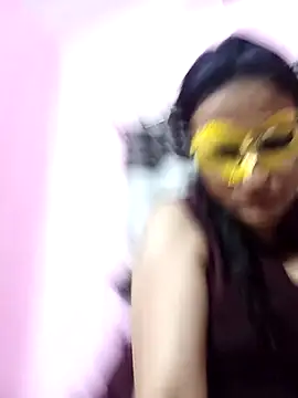 Pokazy przed kamerką – Gullapi