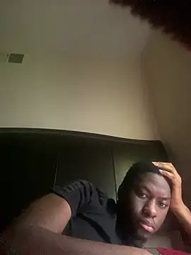 ThickDic28: онлайн-секс-чат