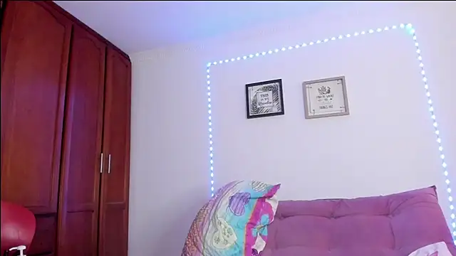 แชท XXX สดของ selena_jhonson