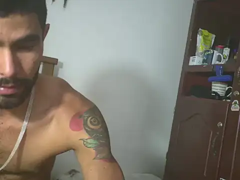 Živý XXX chat hideonbush051