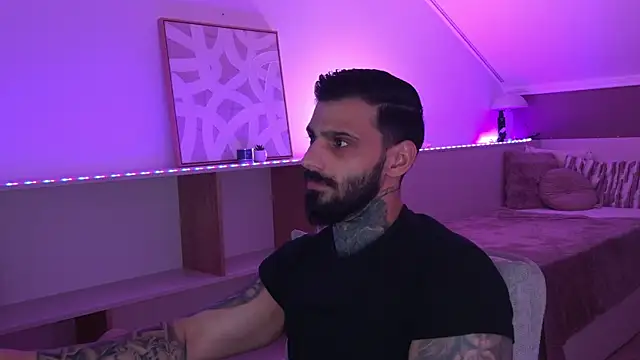 Živý XXX chat TristanGrey