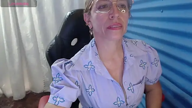 Chayla_Ruiz: онлайн-секс-чат