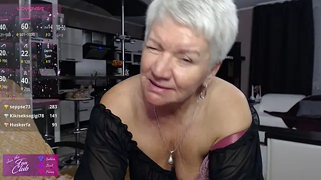 Czat XXX na żywo – roxana_brooks