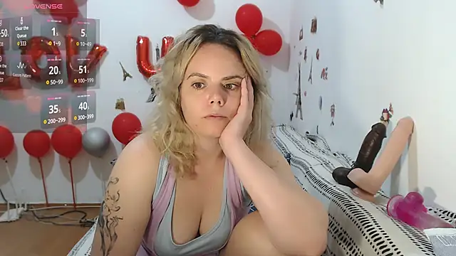 hotmilf4uxxx's Live XXX Chat