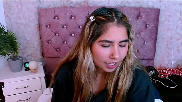 Sofiazaf_ 即時 XXX 聊天