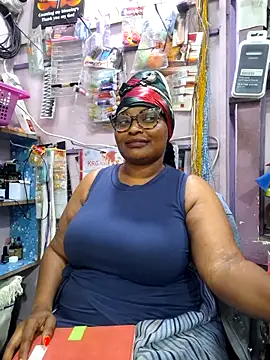 Goddess_of_Hearts' Live XXX Chat