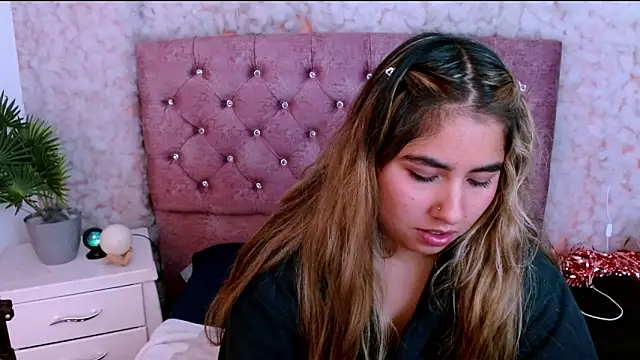 Sofiazaf_'s Live XXX Chat