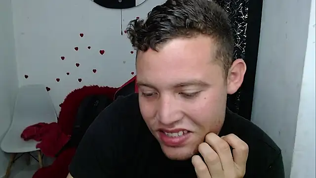 sven_fox723 webcam show