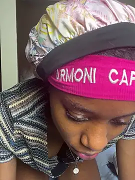 Nasty-bady live XXX chat