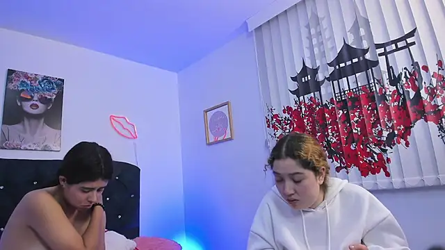 valeria_and_zoe's Webcam Show