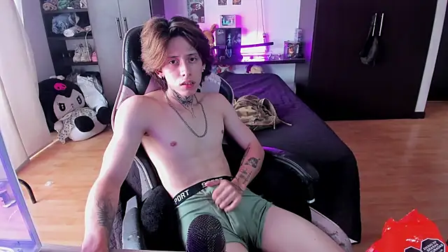 دردشة xIce_Boy الجنسية المباشرة