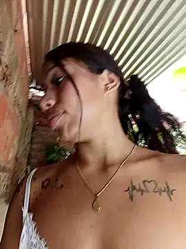 Czat XXX na żywo – Rous-squir