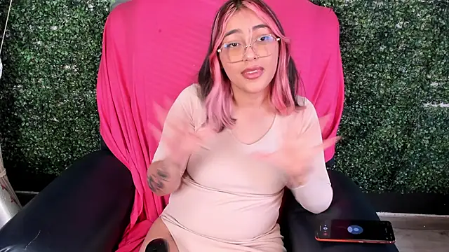 دردشة PinkyyPieee_ الجنسية المباشرة