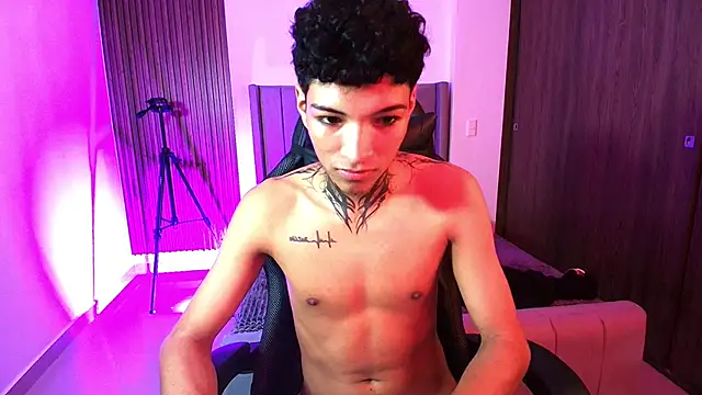 im_Usuga élő XXX-chatje