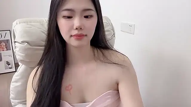 Онлайн чат XXX suki-1