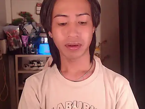 Erin_23 Chat XXX live