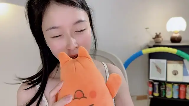 دردشة Onechestnut الجنسية المباشرة