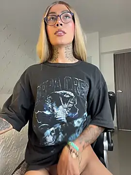 Pokazy przed kamerką – miss_tatiana_