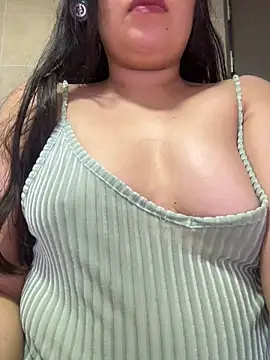 Chat XXX ao vivo de kumi_27