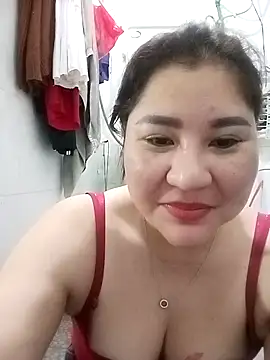 Rose_DiDi's Live XXX Chat