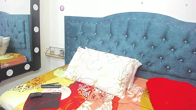 Онлайн чат XXX Milf-Prettyboobs