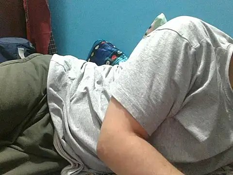 Pertunjukan Kamera Web Precumboner