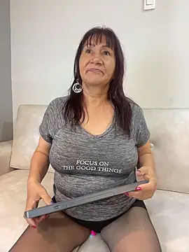 Chat XXX en directo de Savvanahh