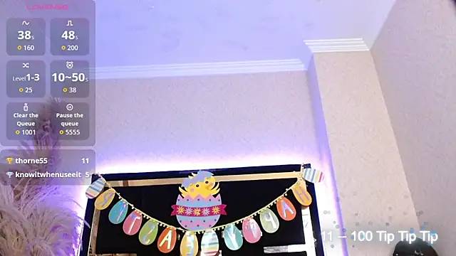 Chat +18 de Moon_Water__ ao vivo