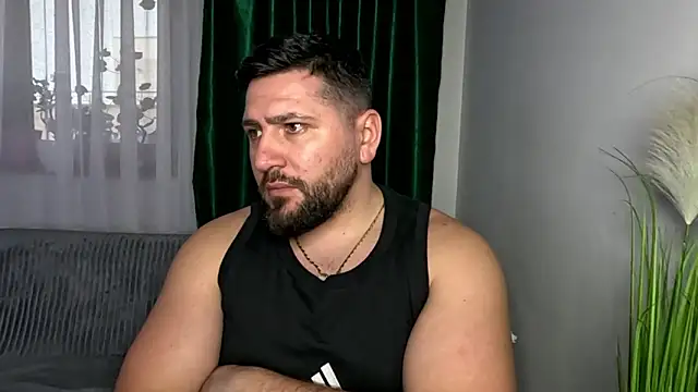 Gold_Alpha_Boy Chat XXX in diretta