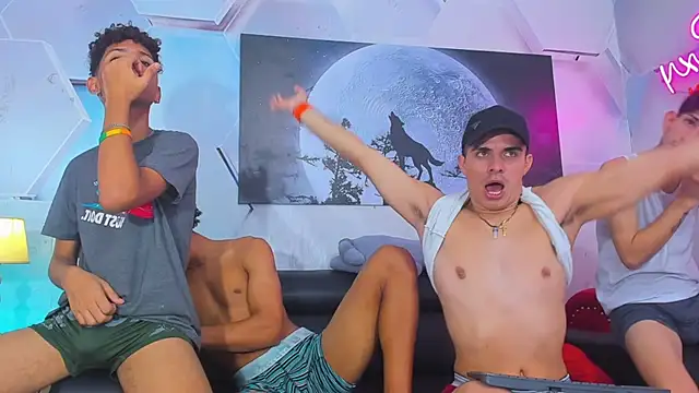 Spicy_guys Chat XXX in diretta