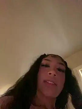 badbaby187 Show in webcam