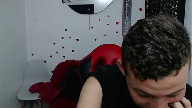 Živý XXX chat sven_fox723