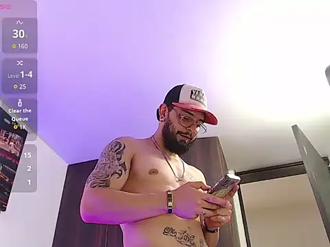 Axel_Stton Chat XXX live