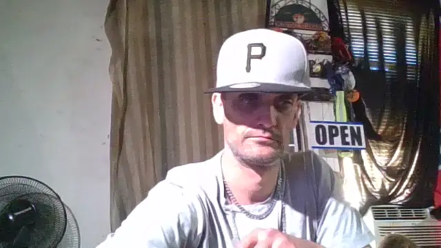 slinginbigD Live XXX-chat