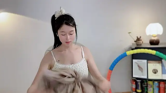 Onechestnut Chat XXX live